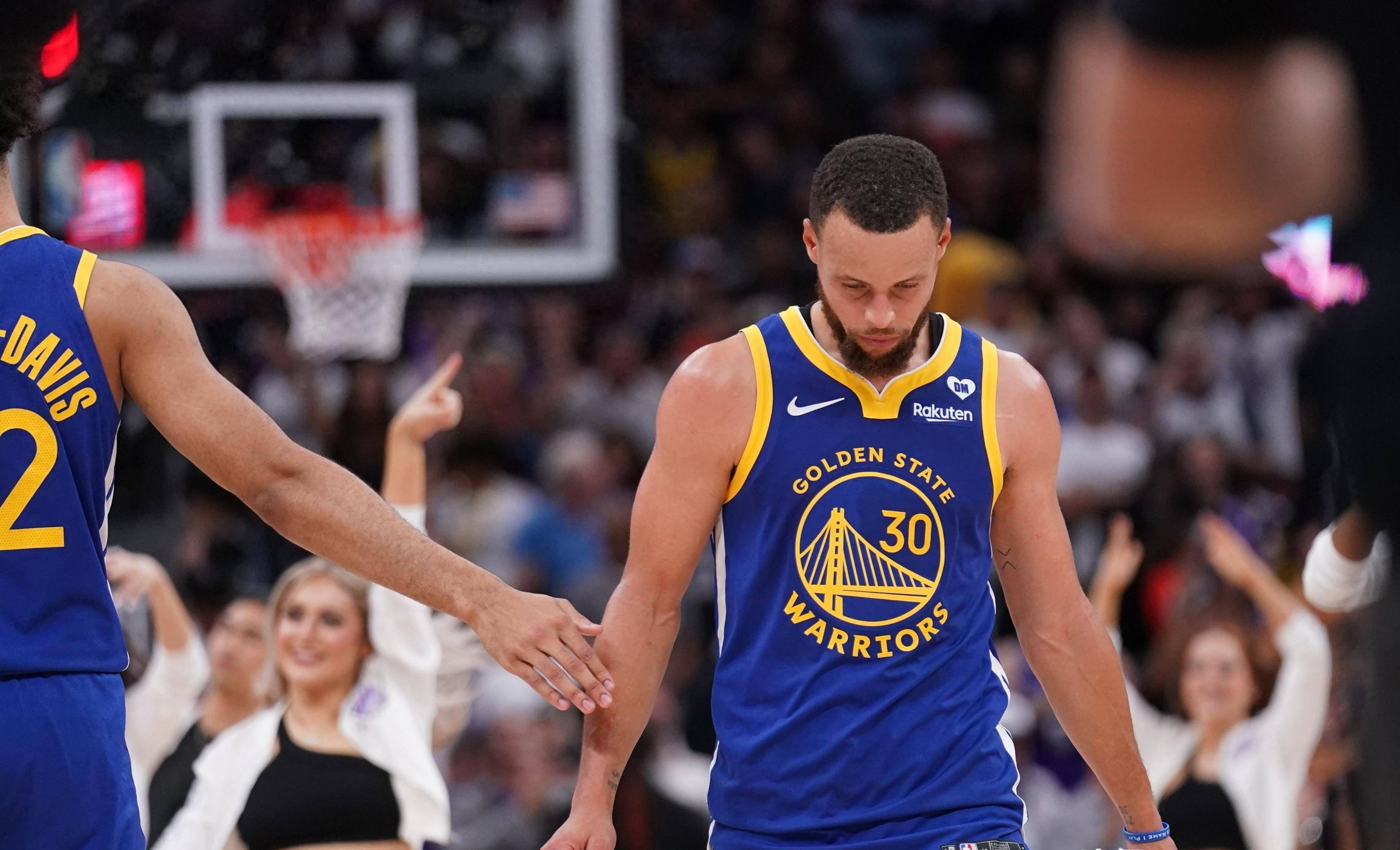 九游体育app-关于费城76人发布备战花絮，转会期单刀错失，CBA常规赛任务艰巨，资深球员宣示担当的信息-九游体育app