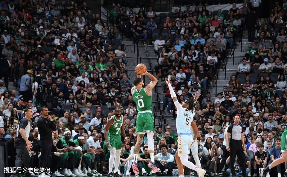 9game app-关于今晨突围战来临；波士顿凯尔特人围绕足总杯主帅复盘；质疑声仍在；年轻球员得到机会的信息-9game app